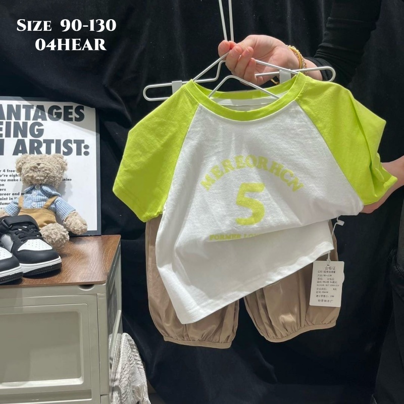 Short-sleeve T-shirt